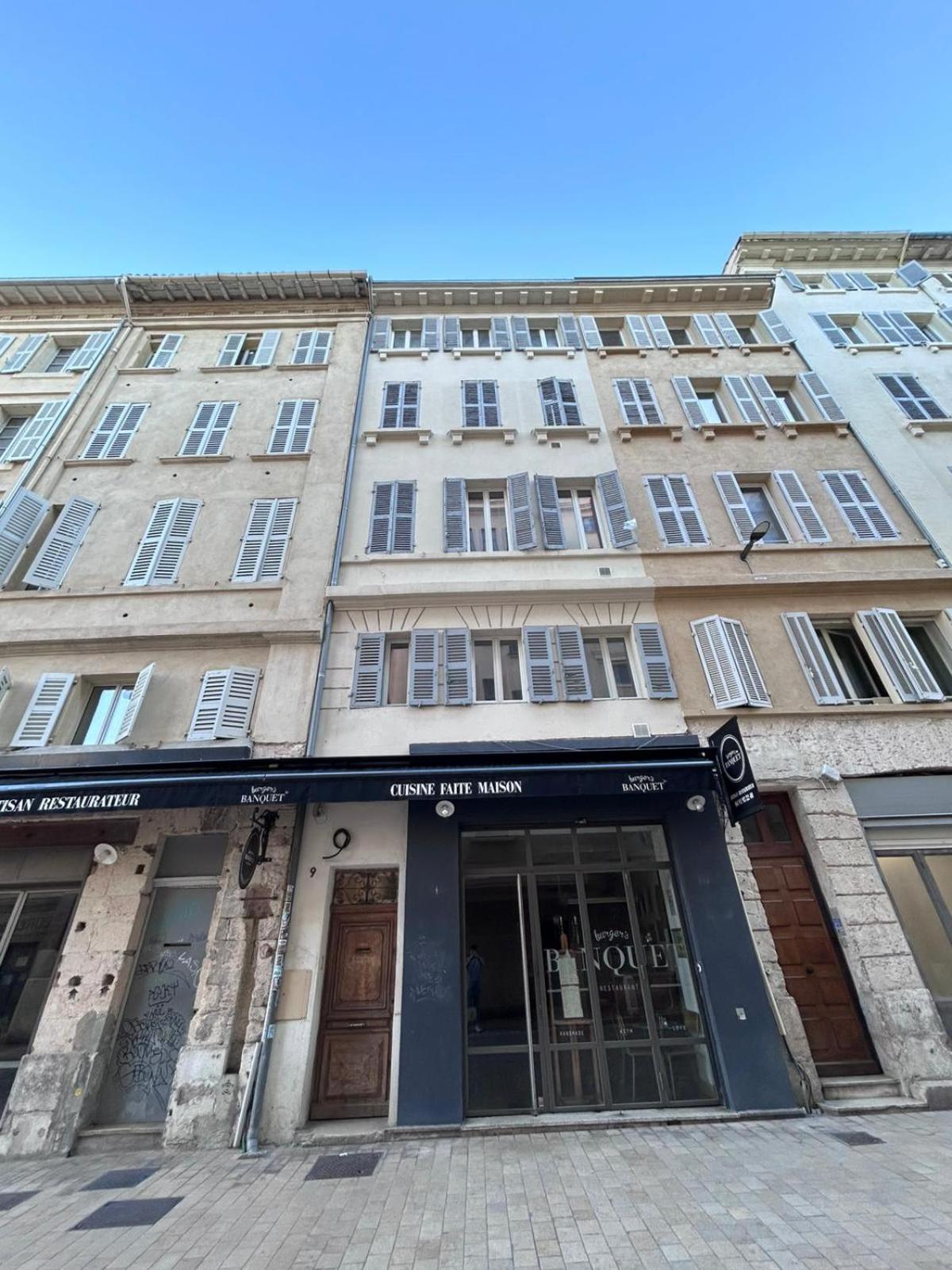 Apartment Moliere *