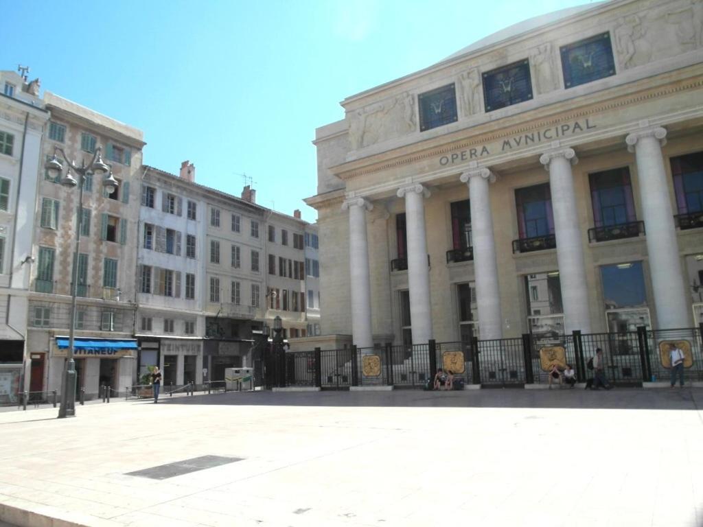 Moliere Apartment
